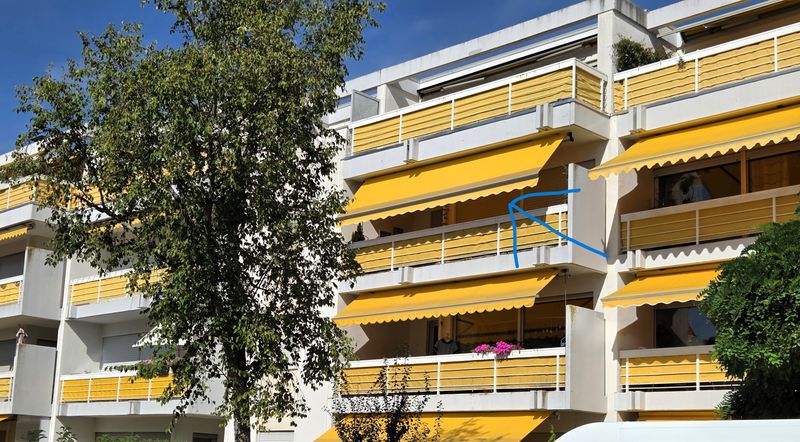 Top gepflegte Dreizimmer-Eigentumswohnung mit Loggia und Tiefgarage!